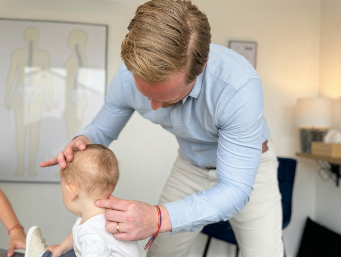 Clement Paedriatric Specalist Chiropractor, Clement Rodney, Chiropractor in chichester, west sussex, back pain, neck pain, headaches, migraines, sciatica, shoulder, pain, click, crack, pop, chiro, help, sussex, arundel, emsworth, fontwell, hampshire, havant, fishbourne, west bourne, posture