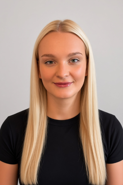 Professional headshot of Tilly Butcher, qualified Massage and Sports Massage Therapist at Chichester Chiropractic Health Centre, serving Chichester, Bognor Regis, Selsey, Midhurst, Petworth, Arundel and local West Sussex villages, 400 600 dimentions